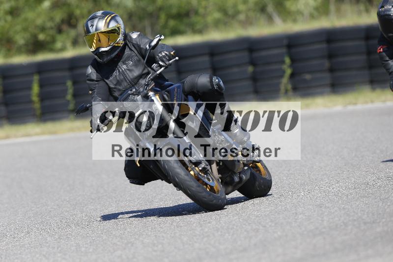 /48 25.08.2025 Cornu Master School ADR/gruen-vert/8